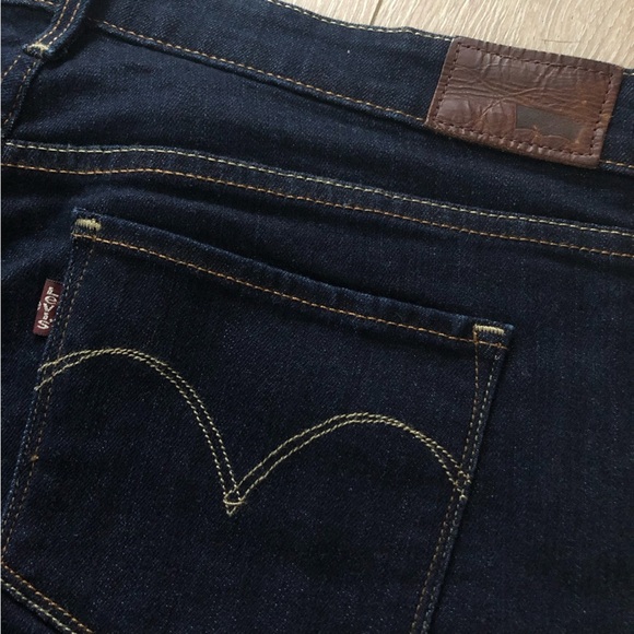 Levi’s Slight Curve Modern Rise Skinny Jeans in Indigo Size 31 - Picture 11 of 14